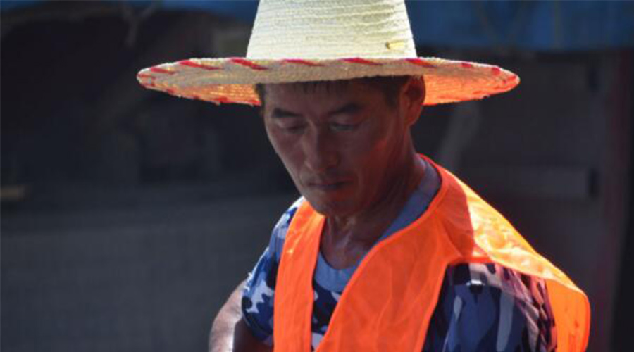 堅守的魅力！金環(huán)電器致敬每一位炎炎夏日下的勞動者！