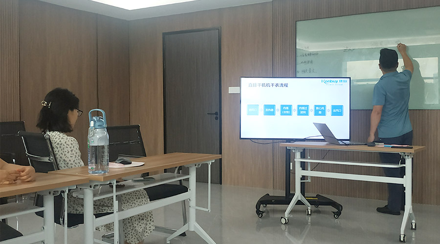 強(qiáng)化知識(shí) 提升技能！金環(huán)電器開(kāi)展衣物烘干機(jī)產(chǎn)品知識(shí)培訓(xùn)