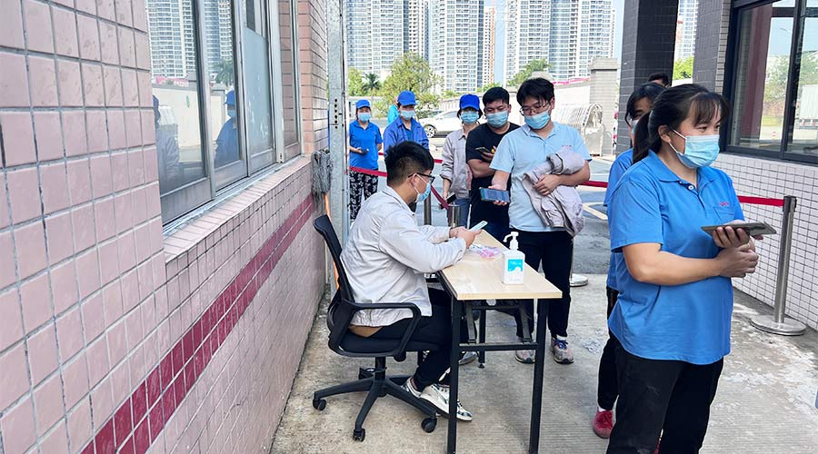 迅速防疫！金環(huán)電器積極配合醫(yī)護人員上門測核酸！