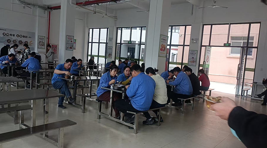 金環(huán)食堂，美味與關(guān)懷的港灣