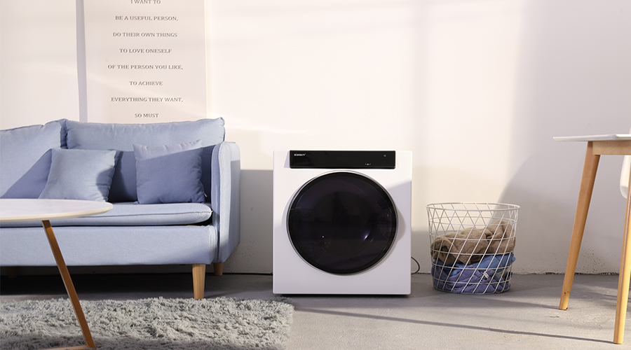 羽絨服，到底該不該用滾筒干衣機(jī)進(jìn)行烘干？